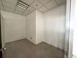 Hola Centre (D14), Factory #634988481